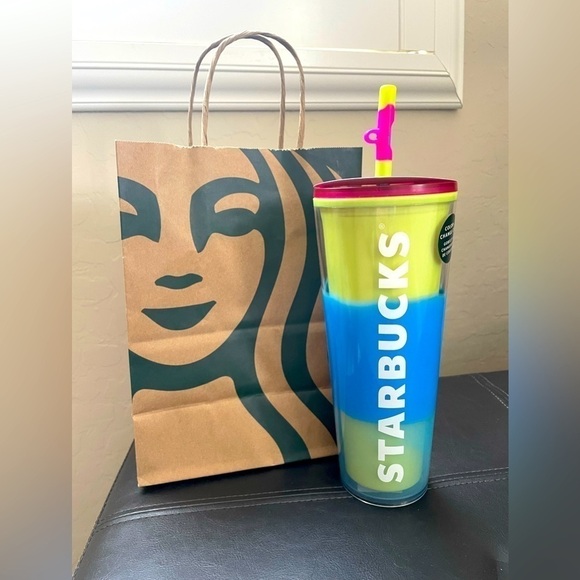 Starbucks 24 OZ. Color-Changing Cold Beverage Cup with Silicone Straw Topper. - Picture 2 of 16